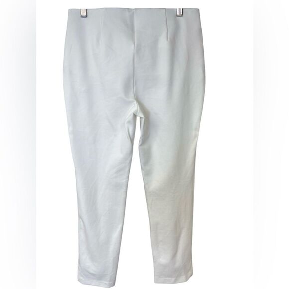 Chico’s Tummy Control White Pull on Faux Pockets Pants Size 00/2 - Picture 2 of 8